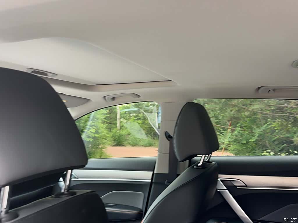 Geely Coolray, 2023 17