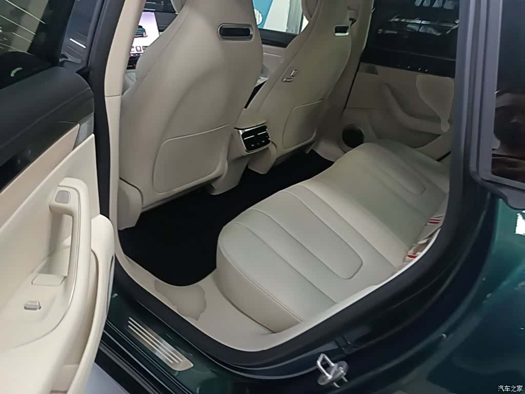 Luxeed S7, 2025 17