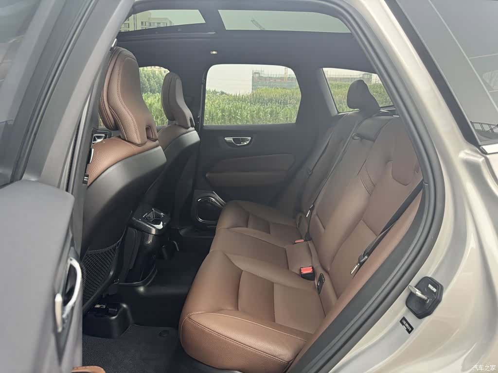 Volvo XC60, 2022 17
