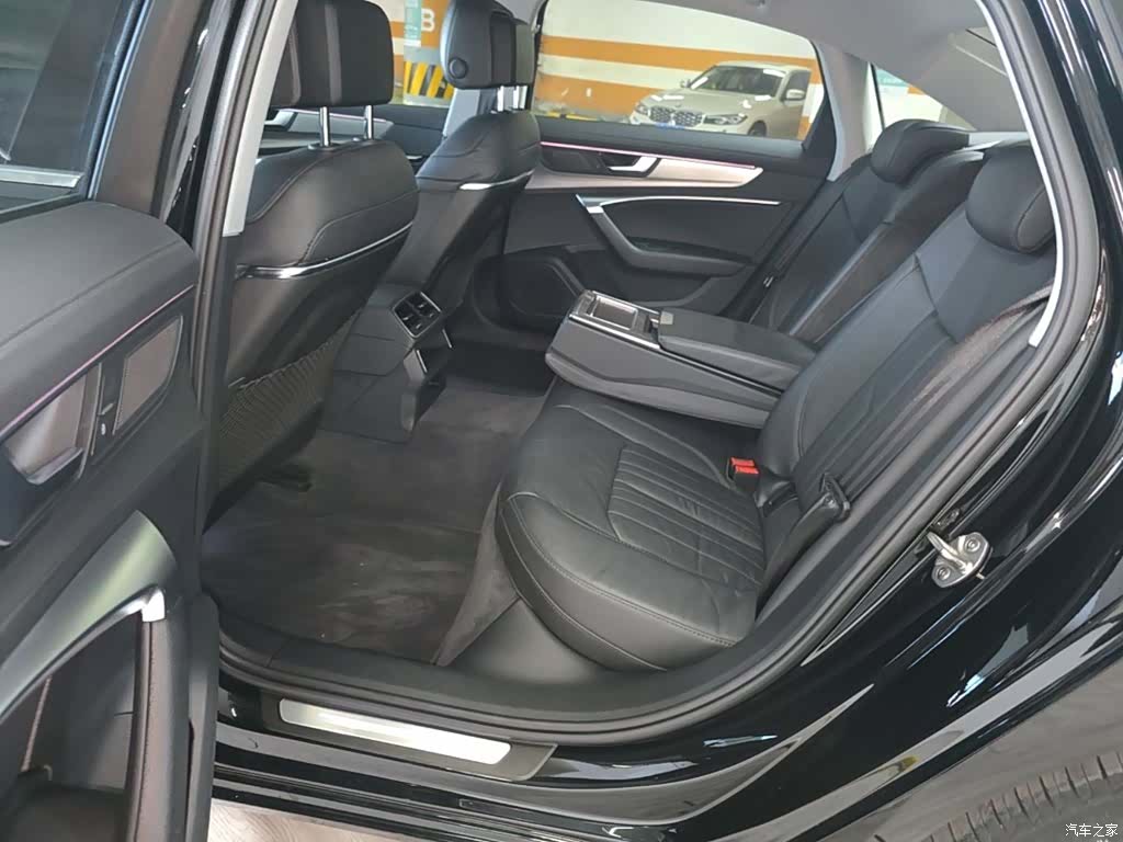 Audi A6L, 2022 24