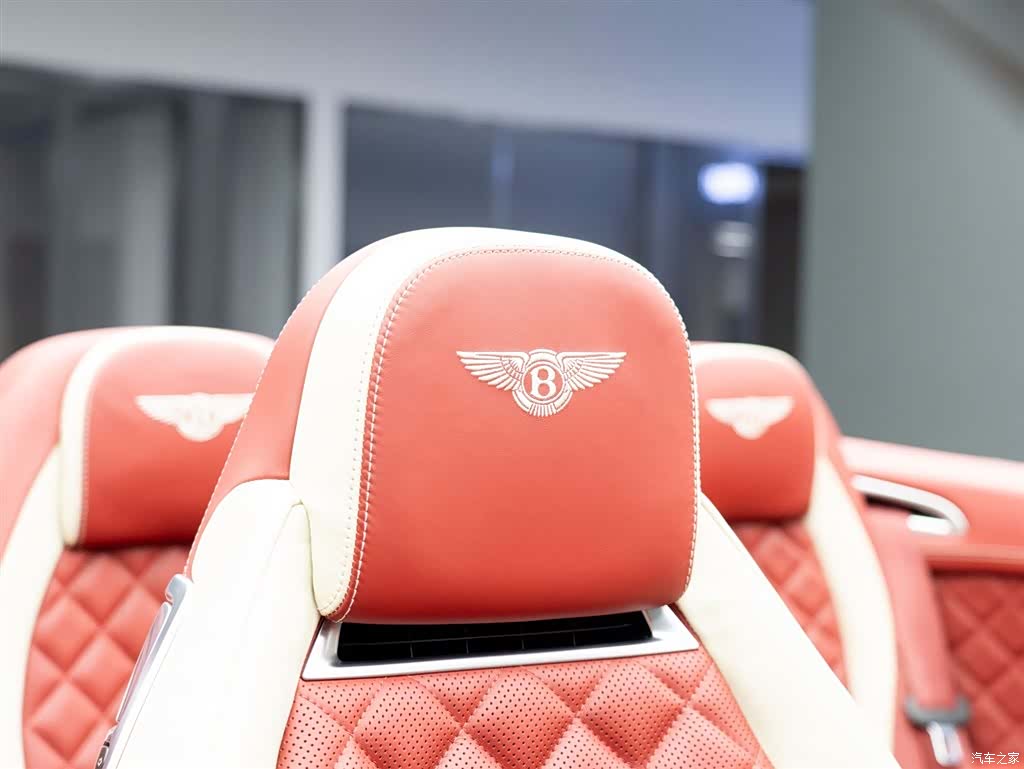 Bentley Continental GT, 2019 12