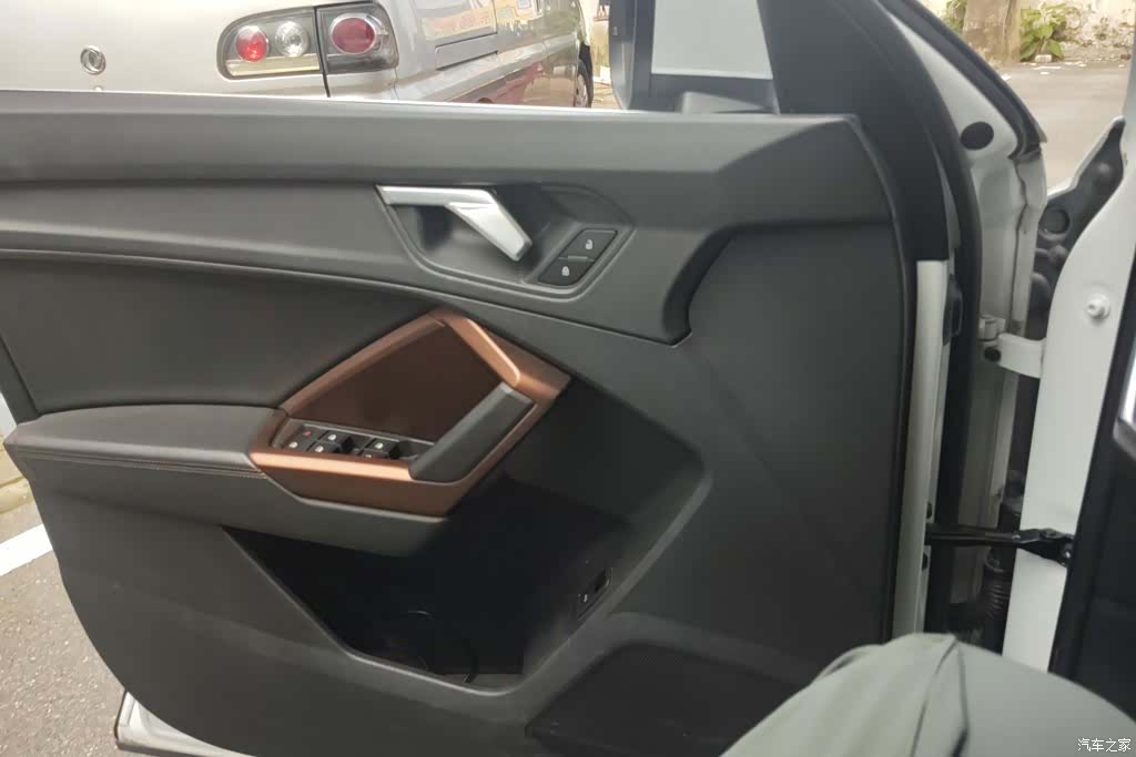 Audi Q3, 2023 7