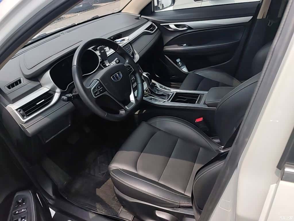 Geely Emgrand, 2019 15