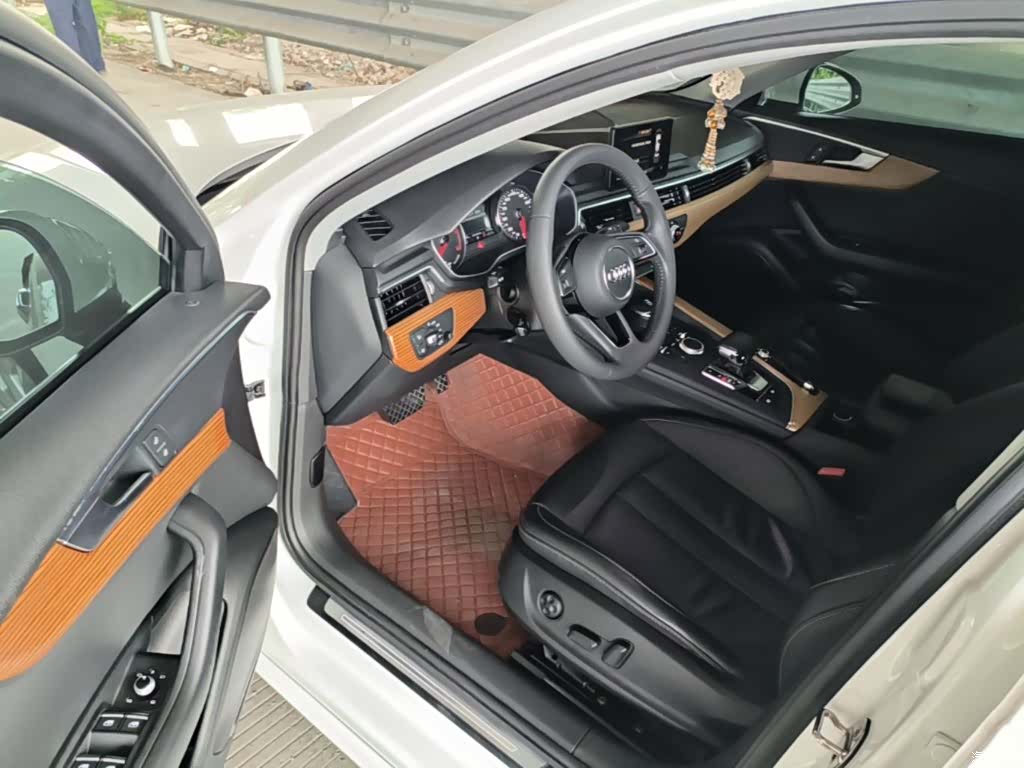 Audi A4L, 2019 16