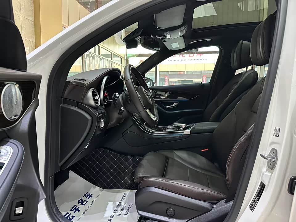 Mercedes-Benz GLC Mercedes-Benz GLC
