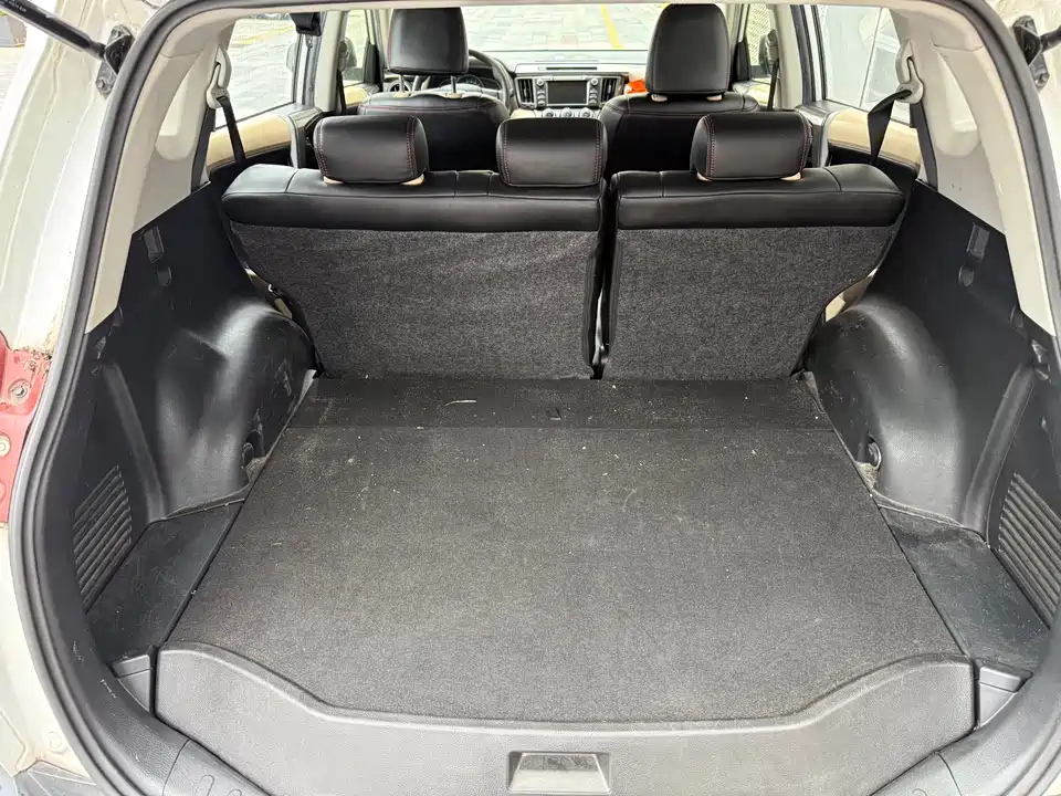 Toyota RAV4 Rongfang