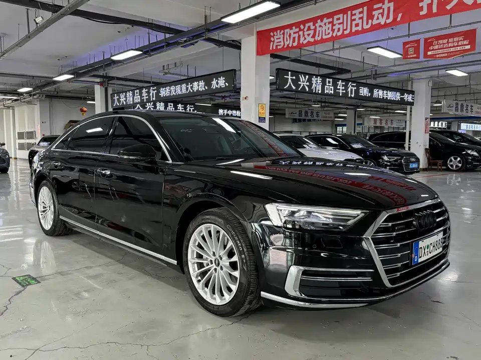 Audi A8