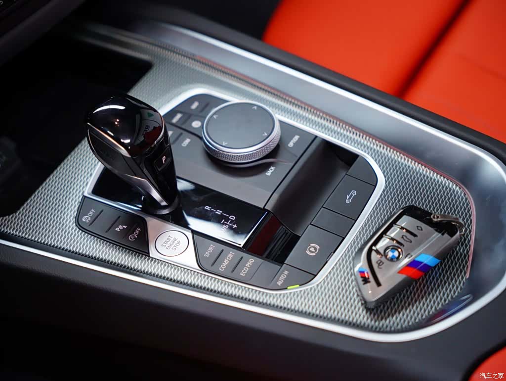 BMW Z4, 2024 36