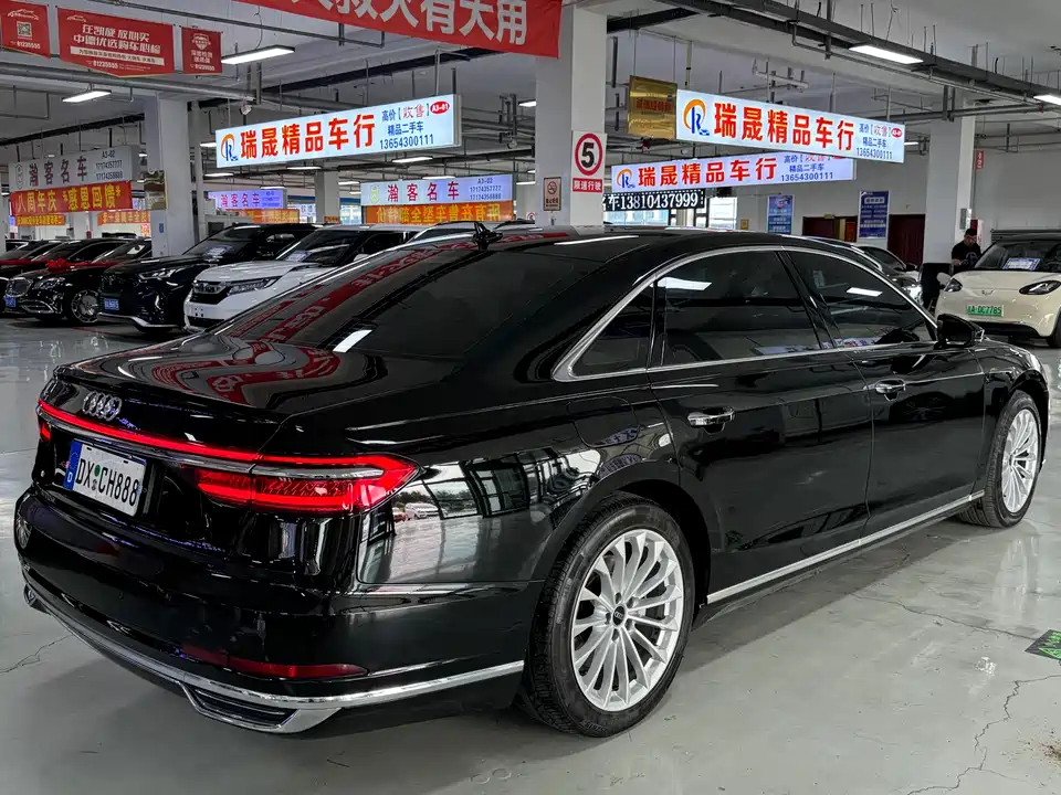 Audi A8