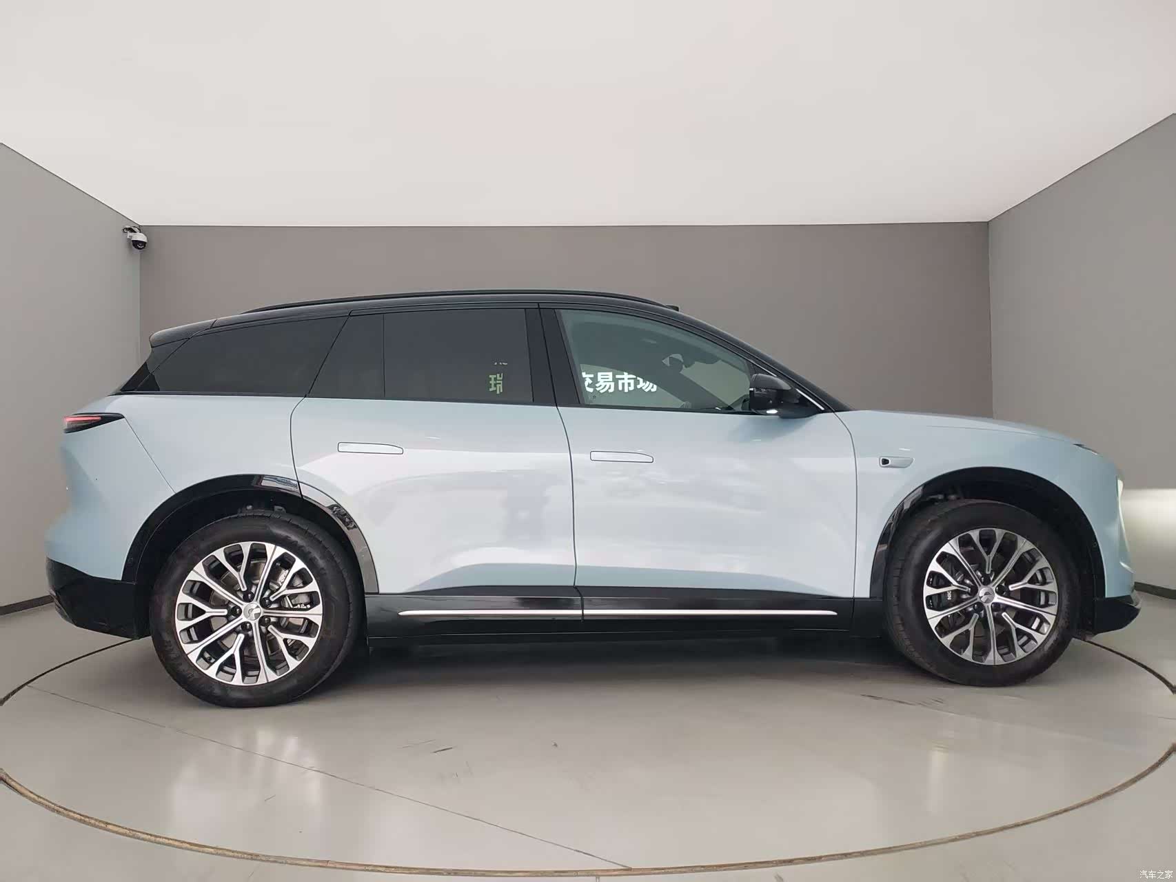 NIO ES6, 2025 4