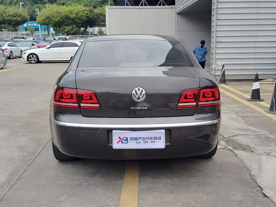 Volkswagen Phaeton