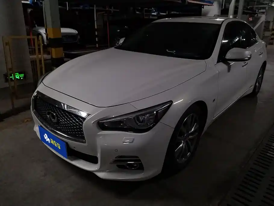 Infiniti Q50