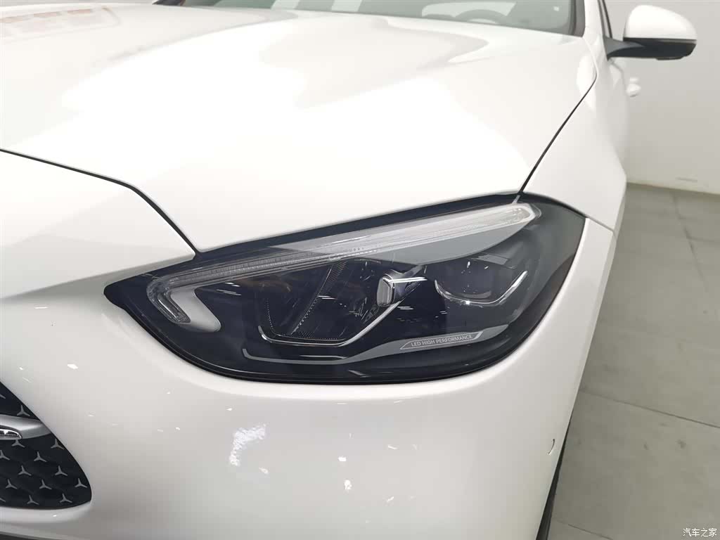 Mercedes-Benz C-Class, 2025 7