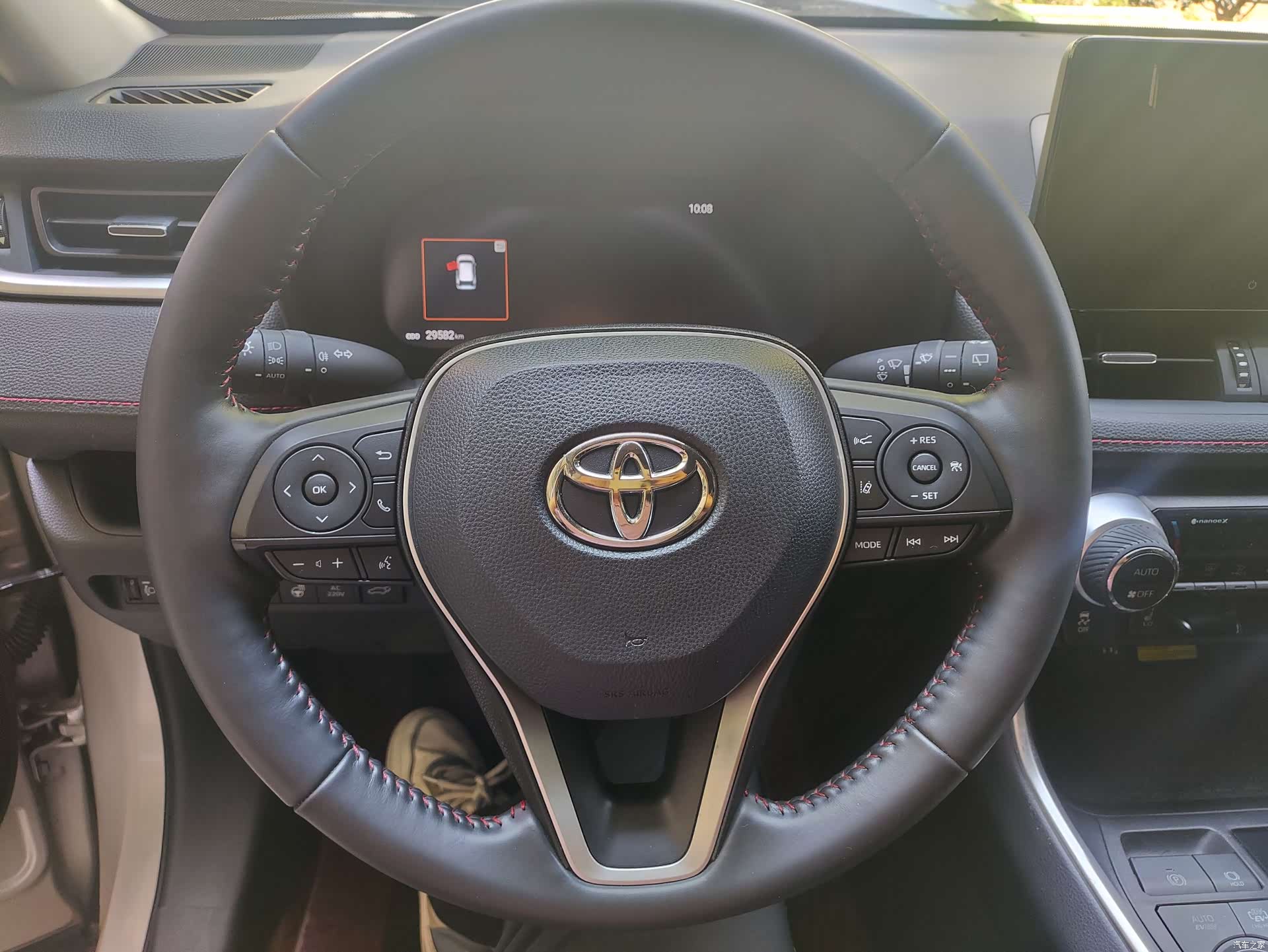 Toyota Wildlander, 2024 10