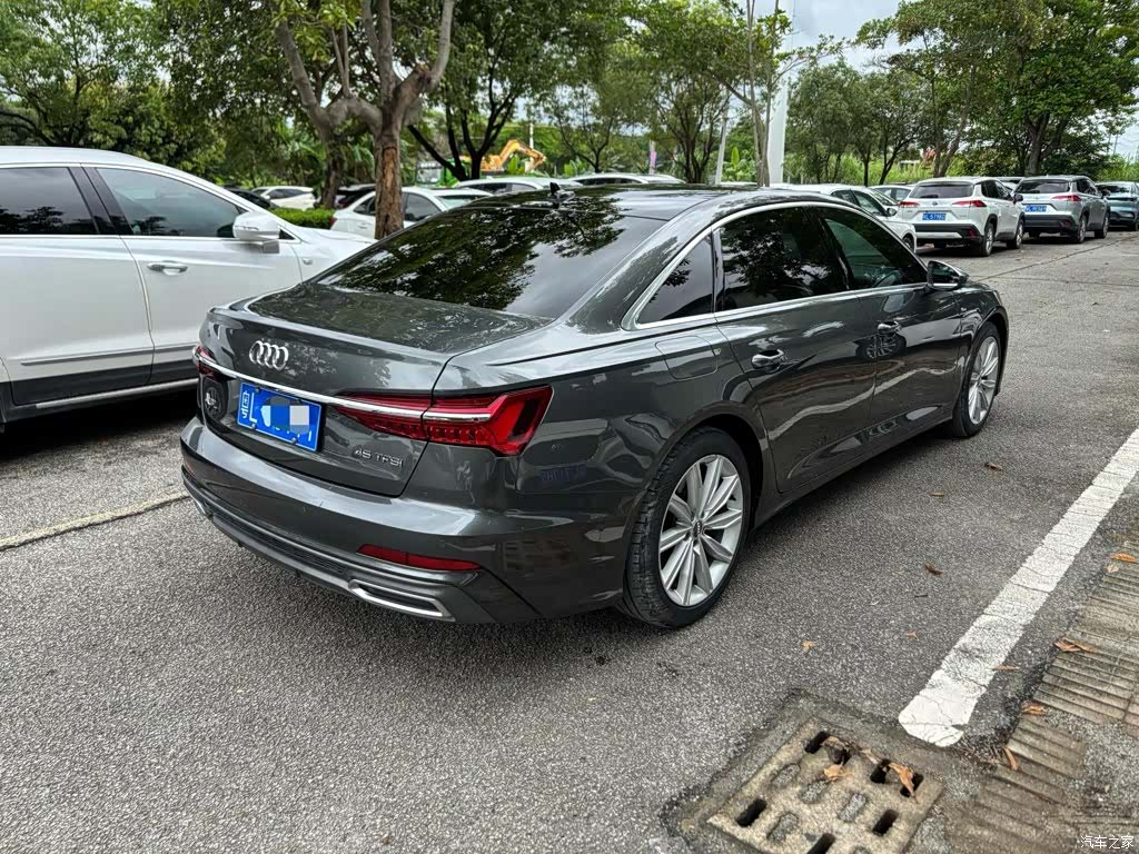Audi A6L, 2021 9