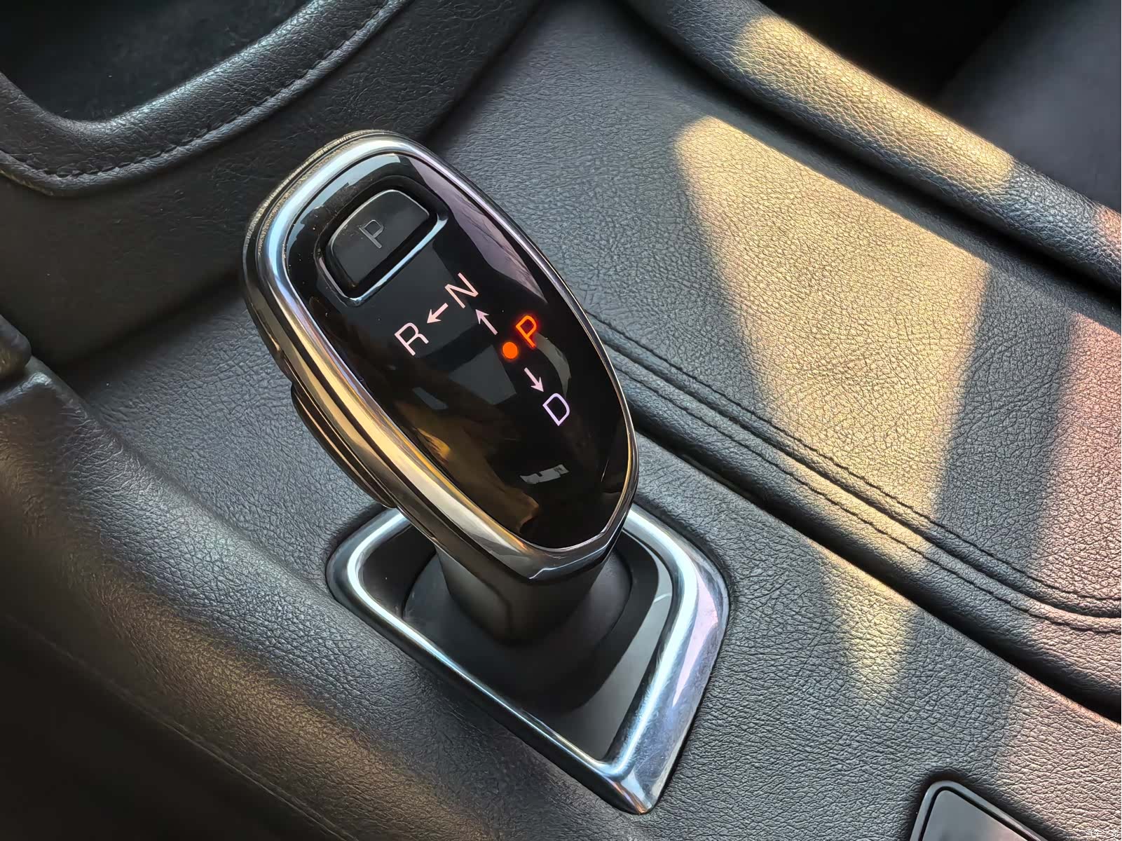 Cadillac XT5, 2018 13