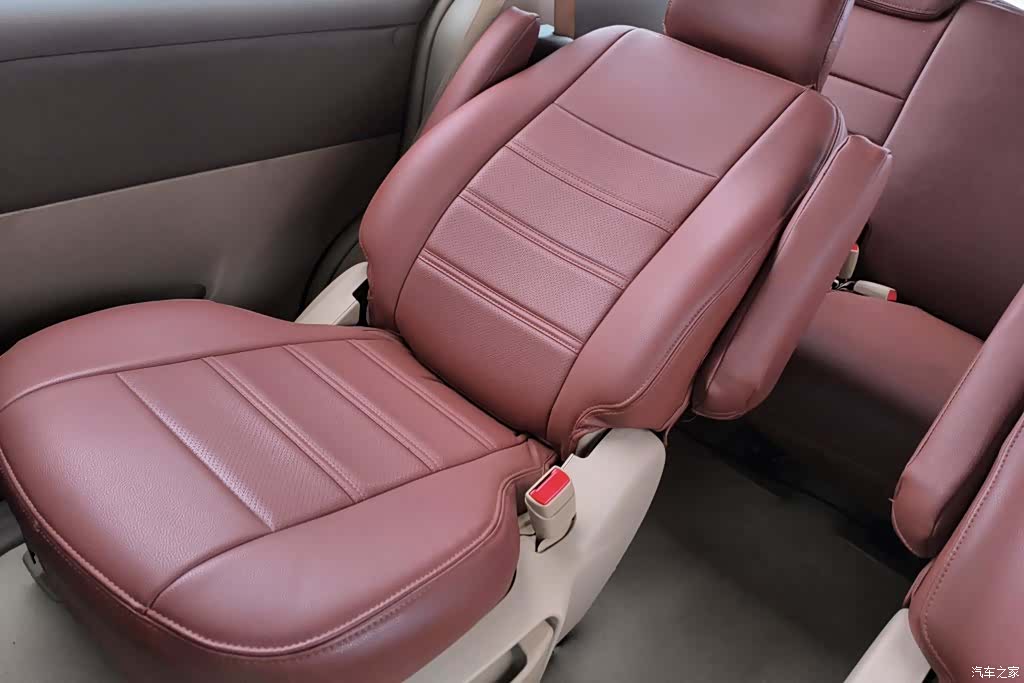 Buick GL8, 2016 11