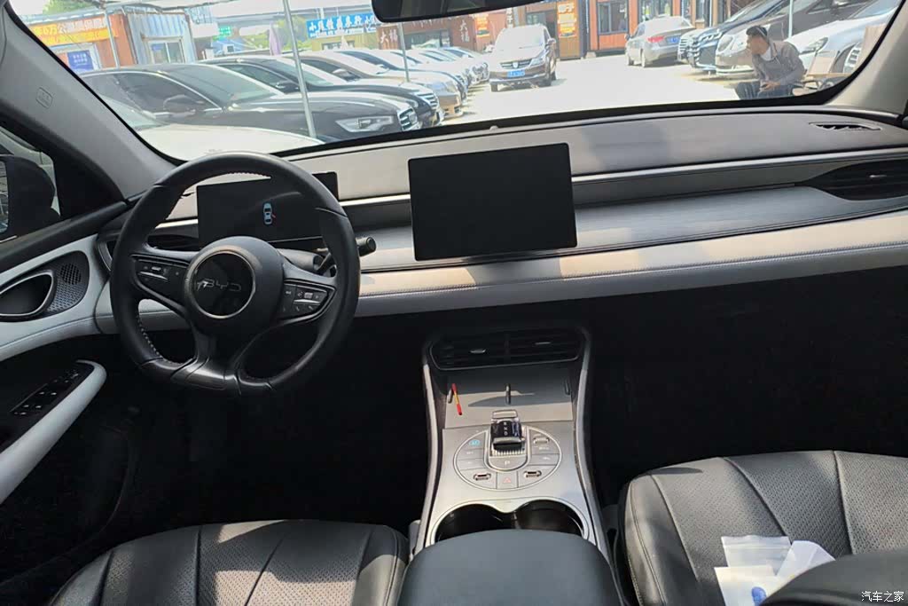 BYD Seal, 2025 12