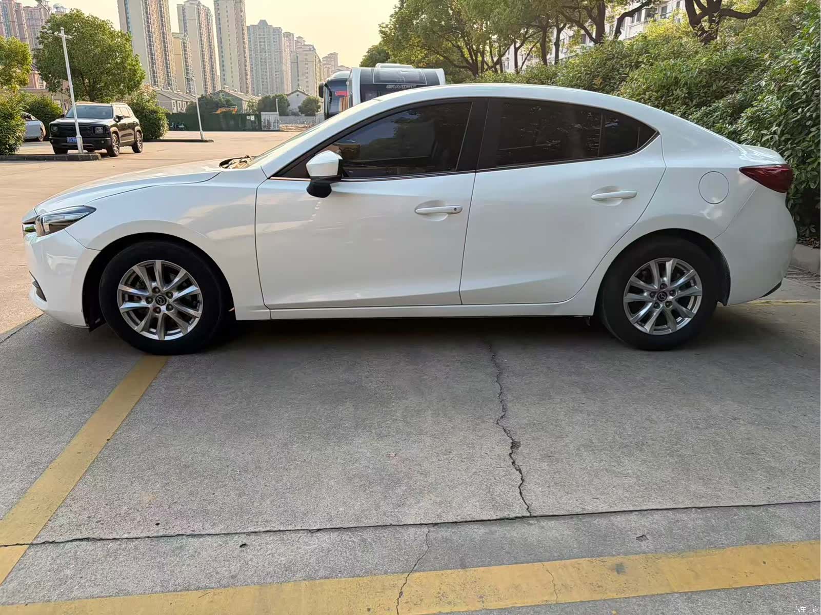 Mazda Mazda3, 2017 все фото