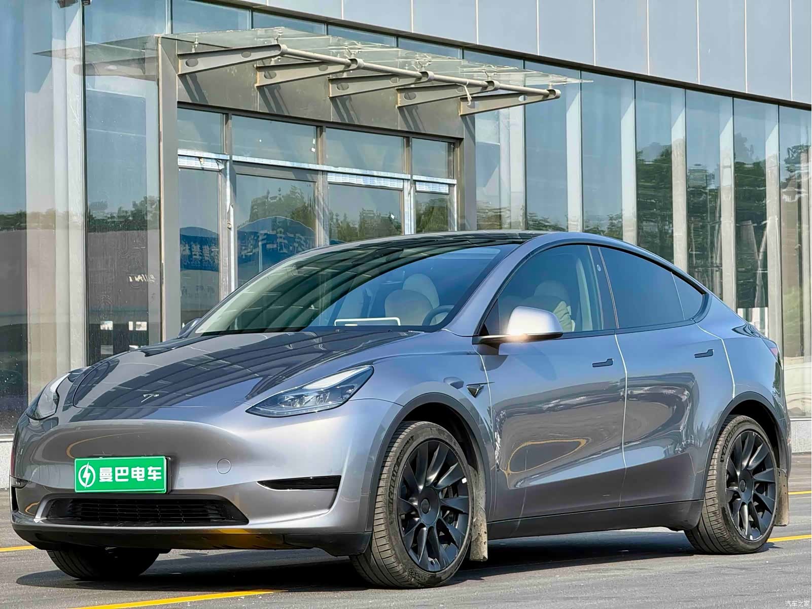 Tesla Model Y, 2024 2