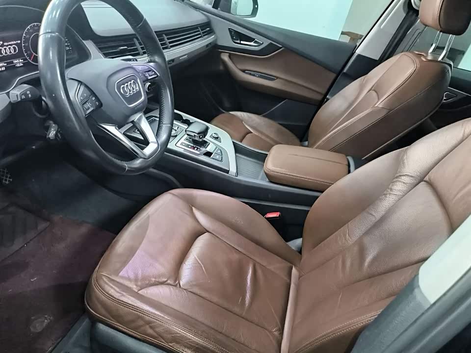 Audi Q7 Audi Q7