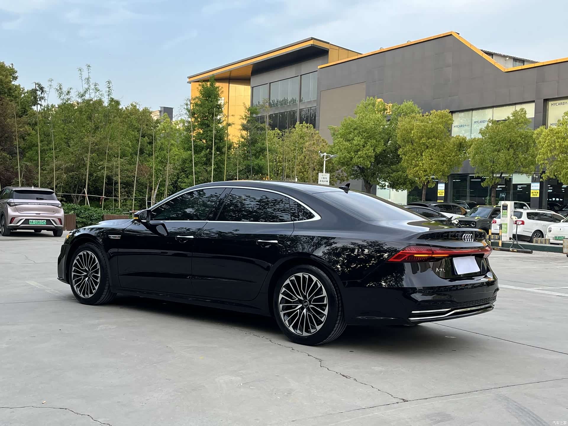 Audi A7L, 2024 2