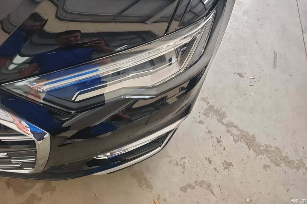 Audi A6L, 2023 все фото