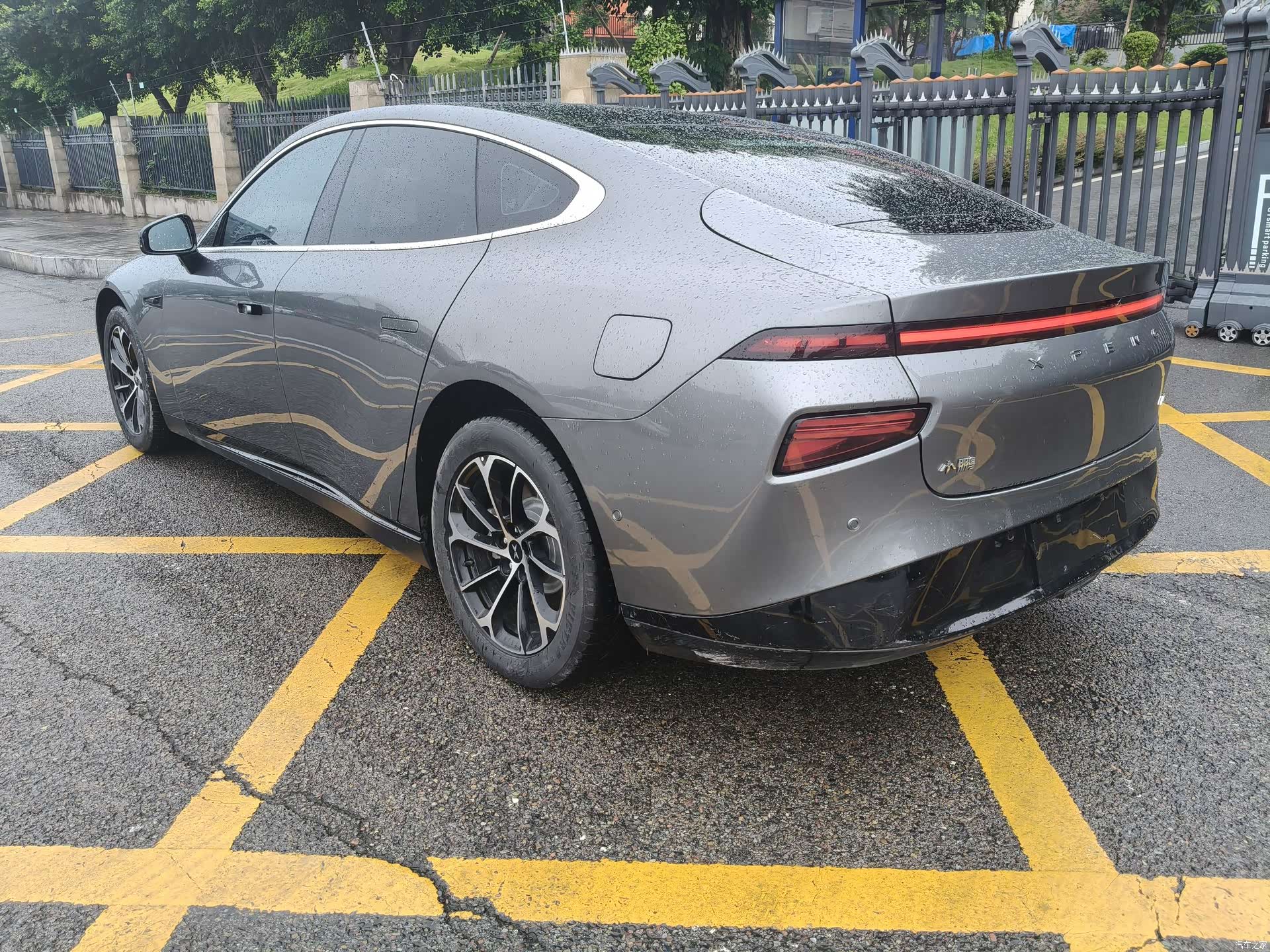 Xpeng P7, 2022 6