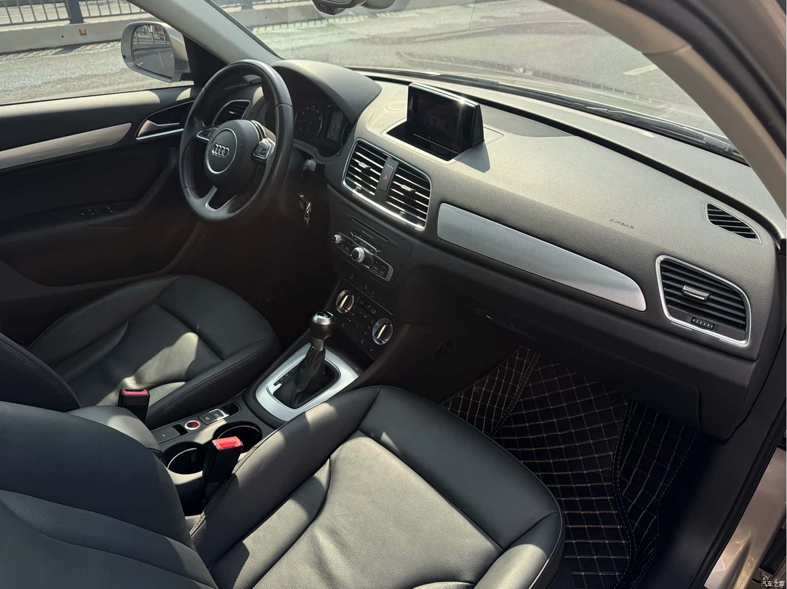 Audi Q3, 2014 10