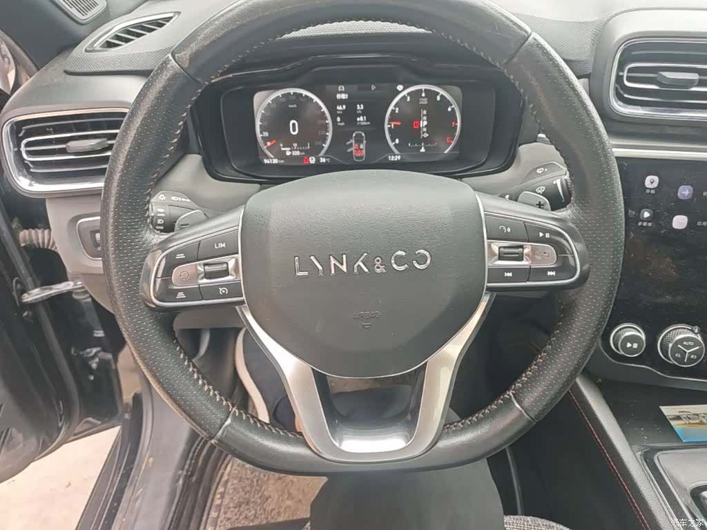 Lynk & Co 01, 2019 11