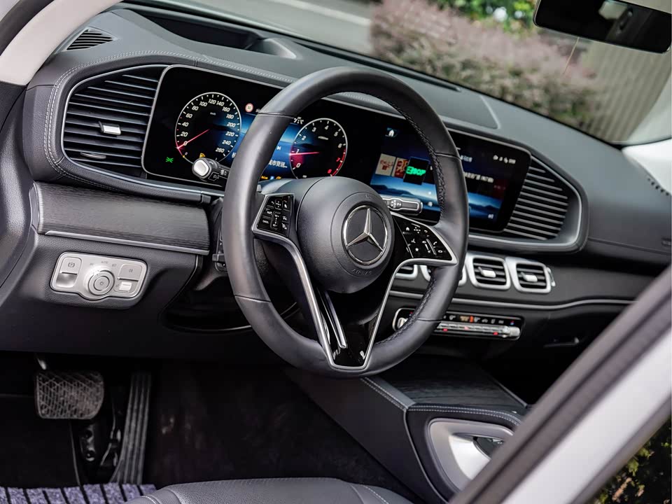 Mercedes-Benz GLE Mercedes-Benz GLE