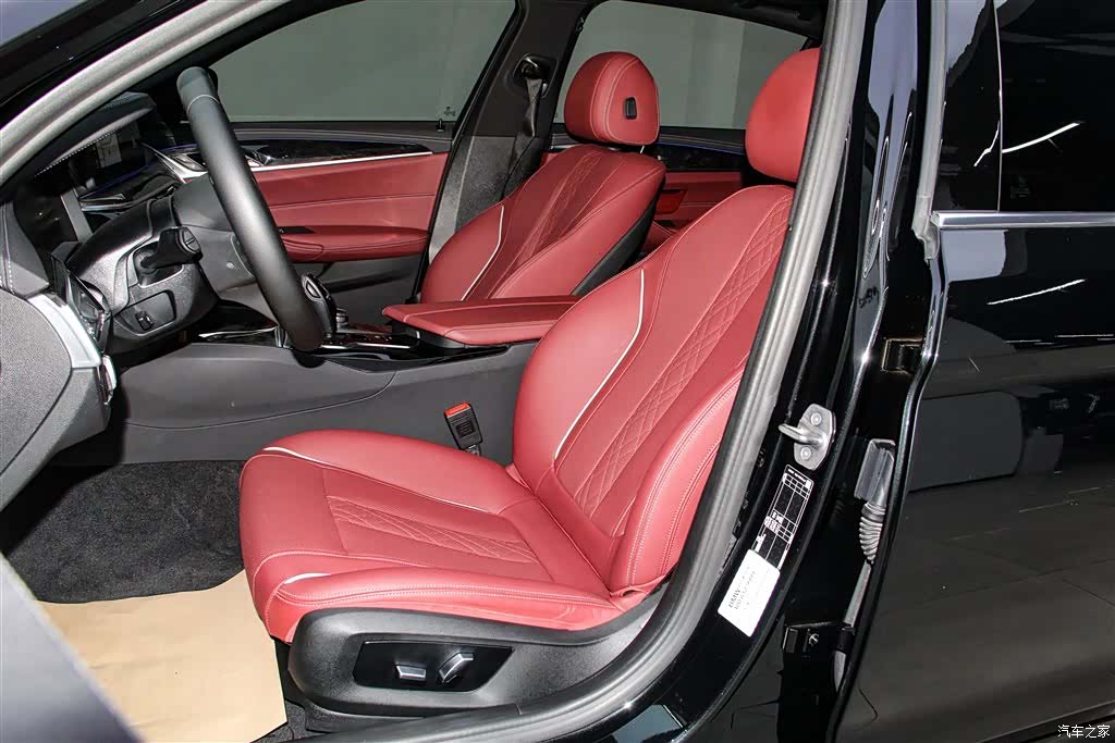 BMW 5 Series, 2023 20