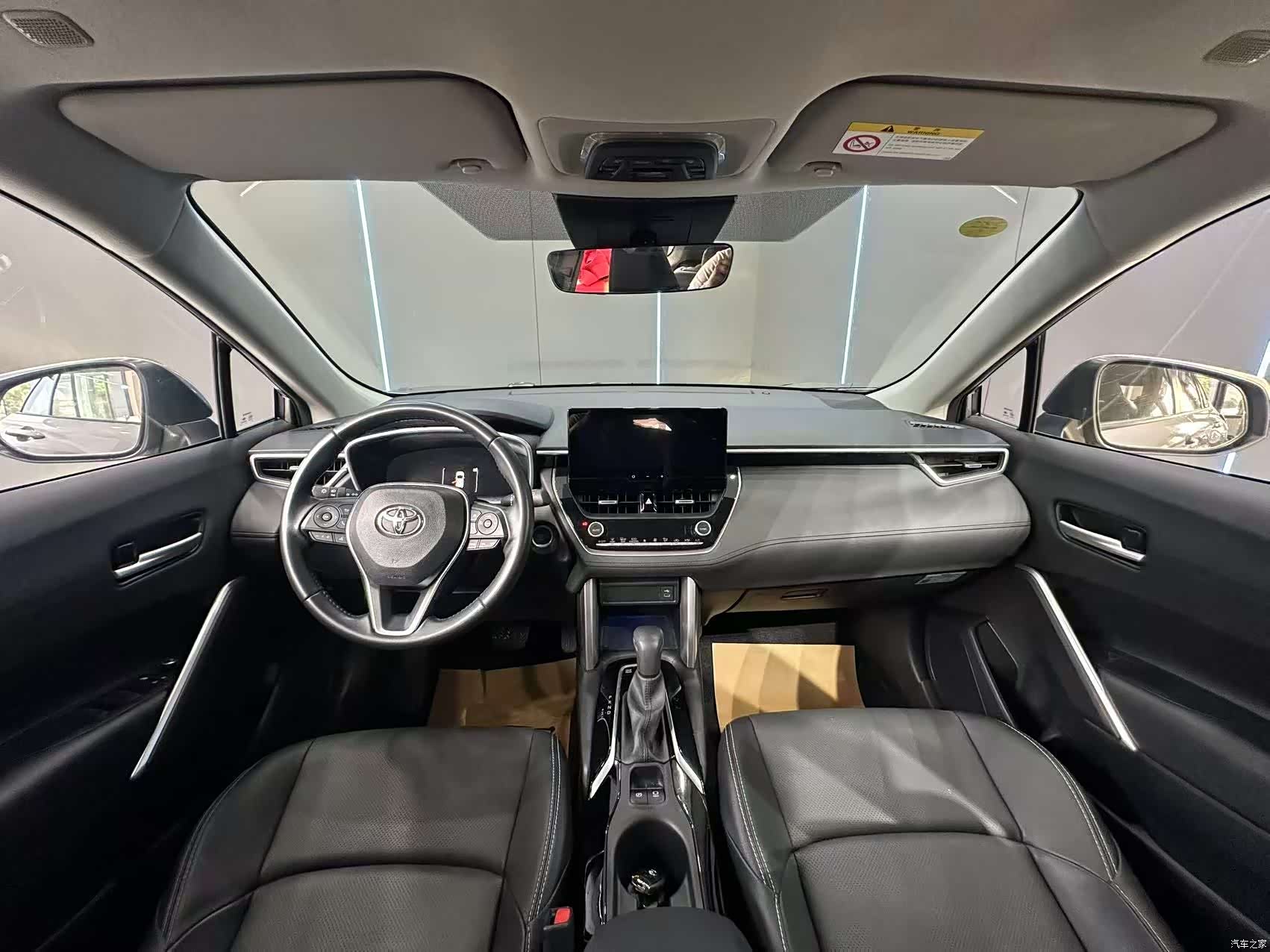 Toyota Frontlander, 2023 10