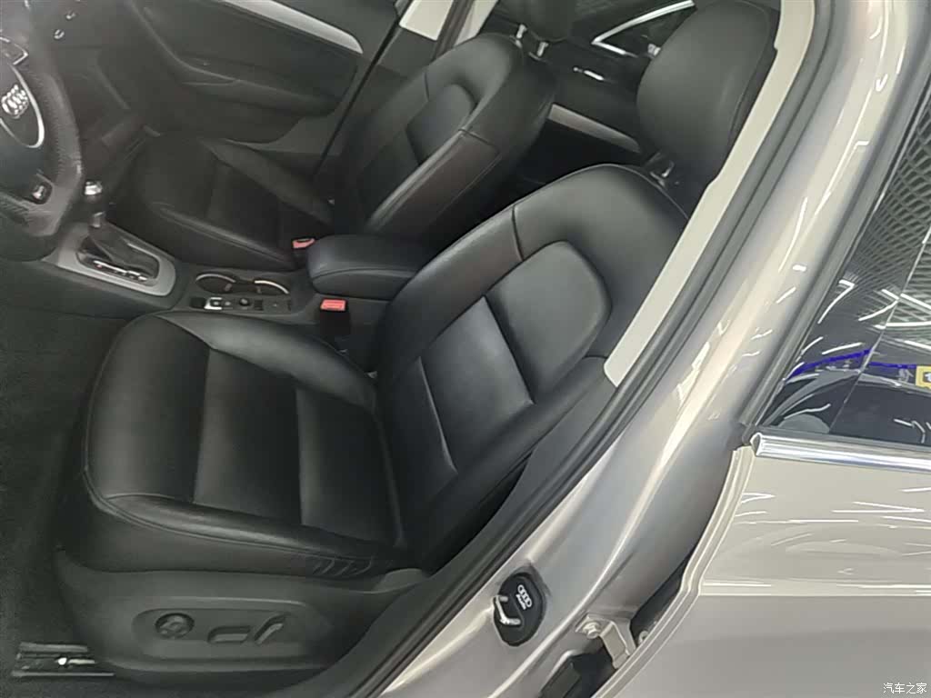 Audi Q3, 2014 11
