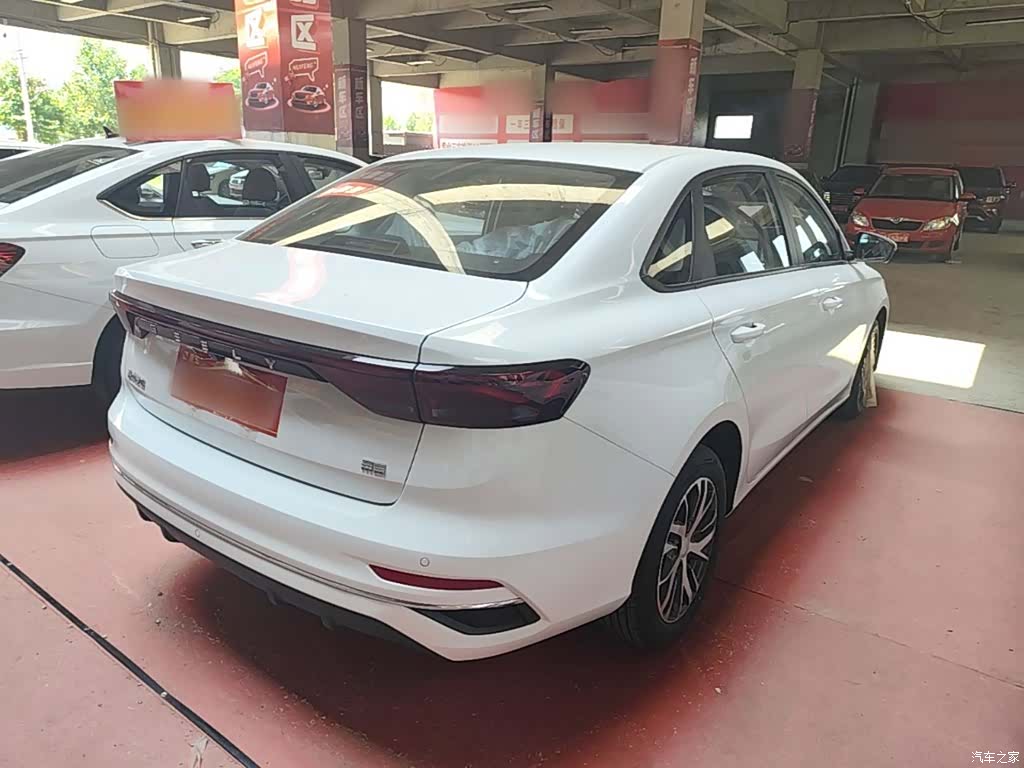 Geely Emgrand, 2026 7