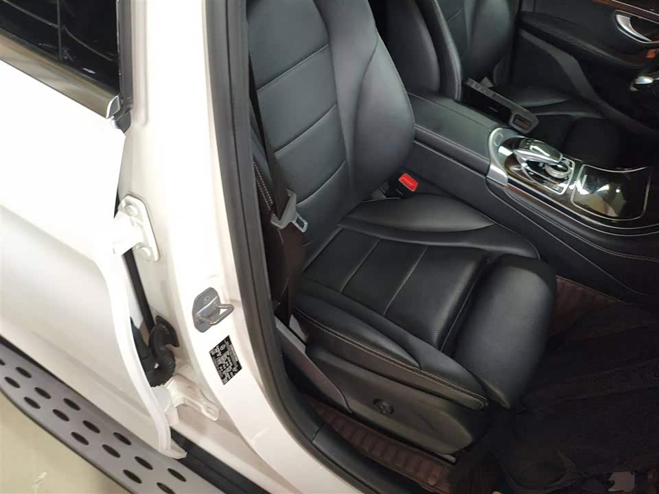 Mercedes-Benz GLC Mercedes-Benz GLC