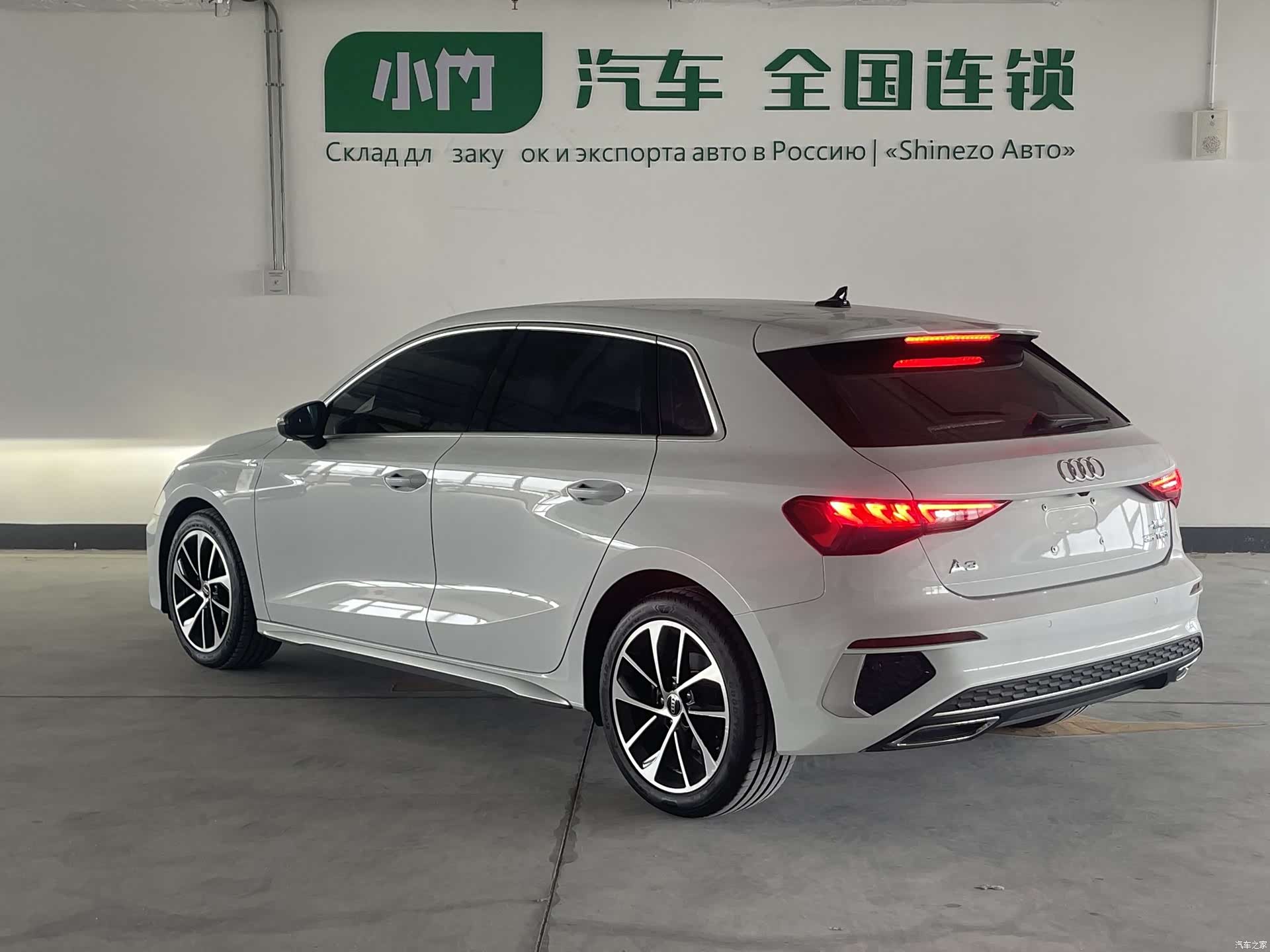 Audi A3, 2023 все фото