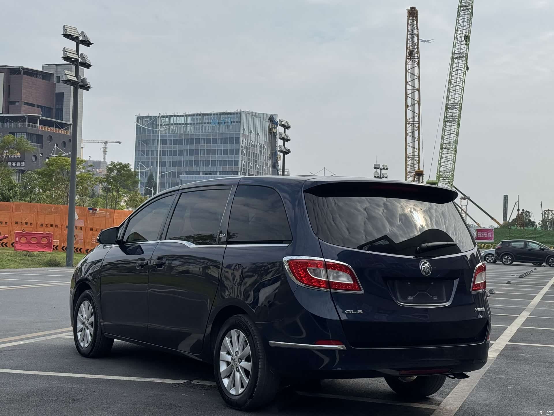 Buick GL8, 2013 7