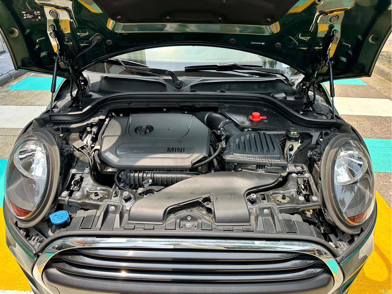 Mini ONE, 2019 15