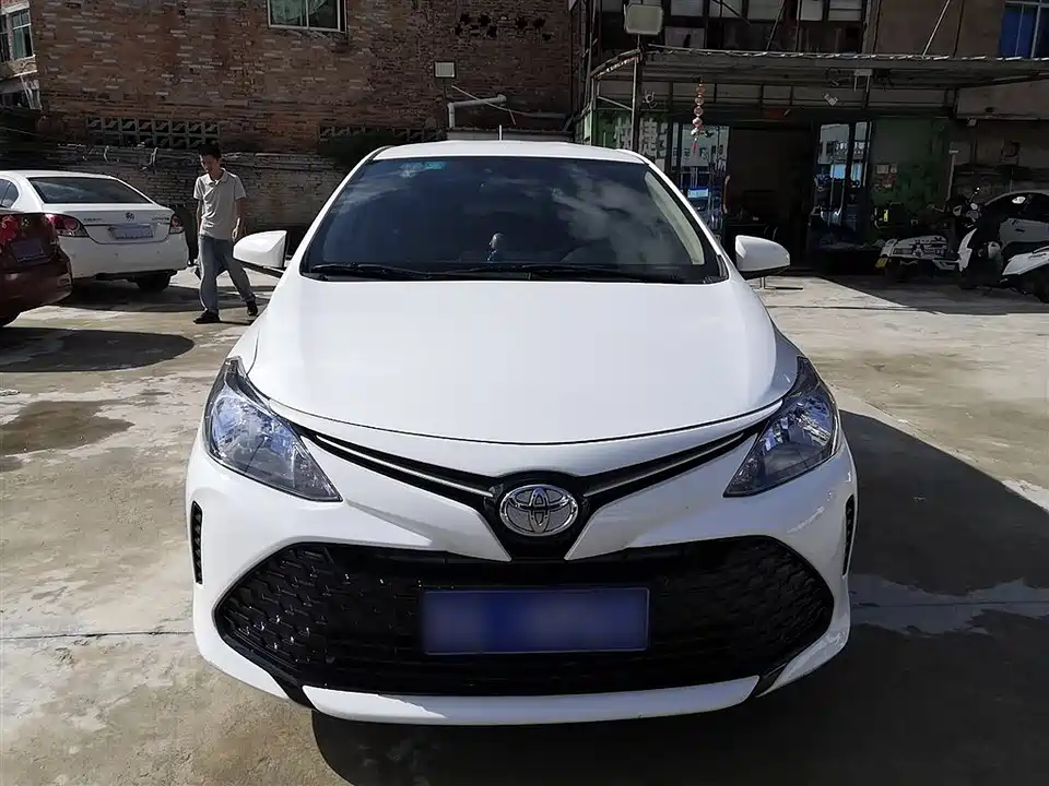 Toyota Vios FS