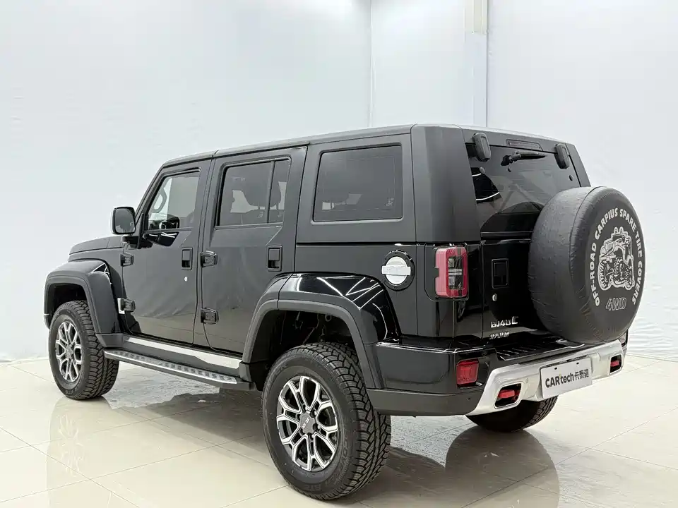 Beijing BJ40