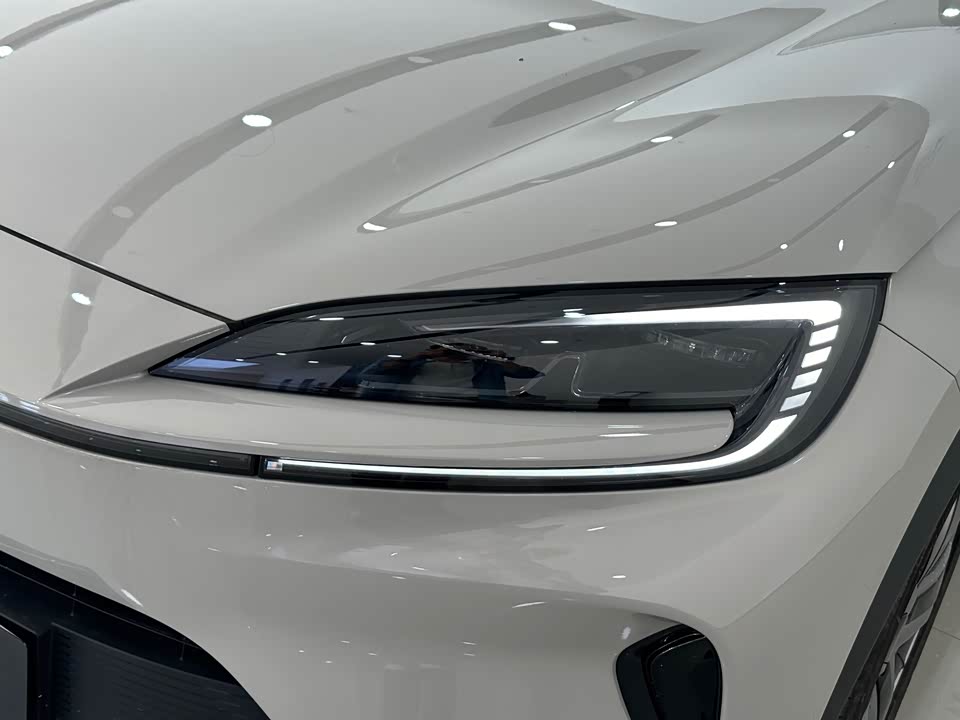 BYD Sea Lion 07 DM-i