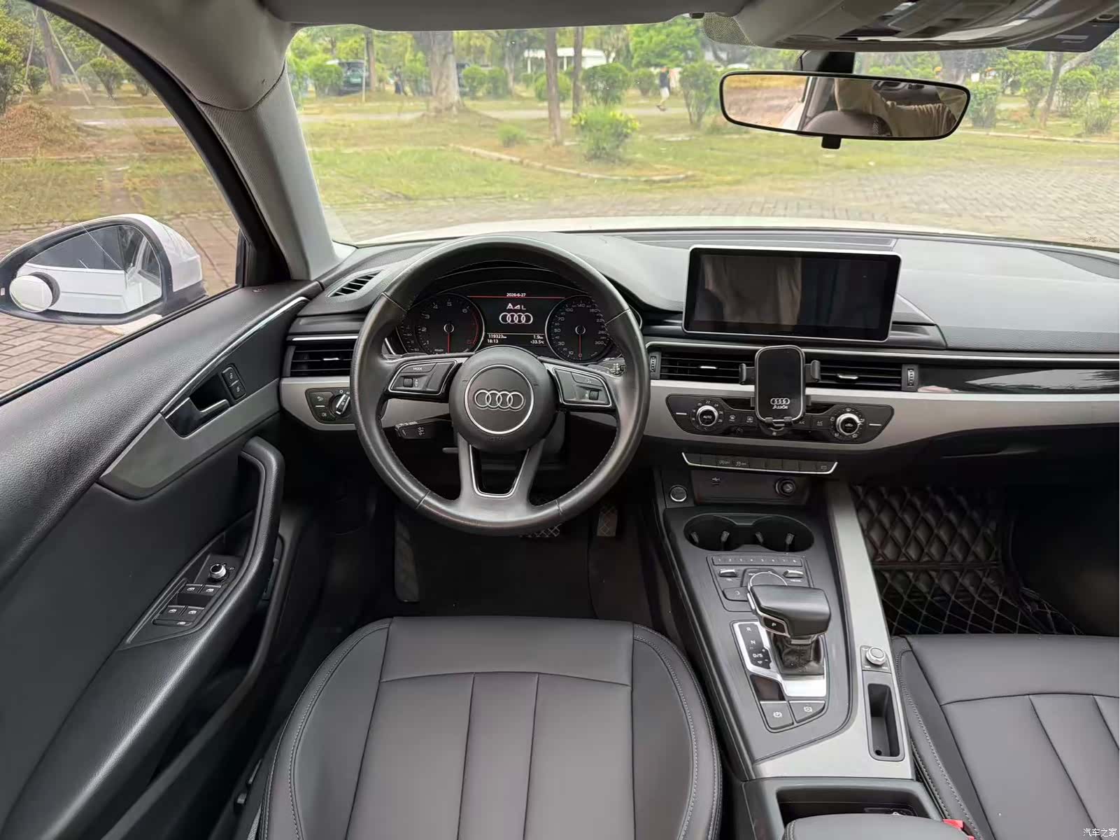 Audi A4L, 2019 10