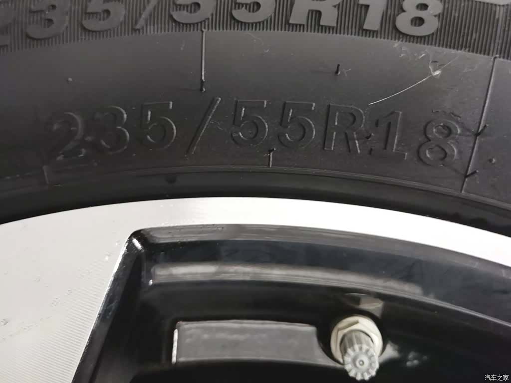 Geely Galaxy L7, 2024 24