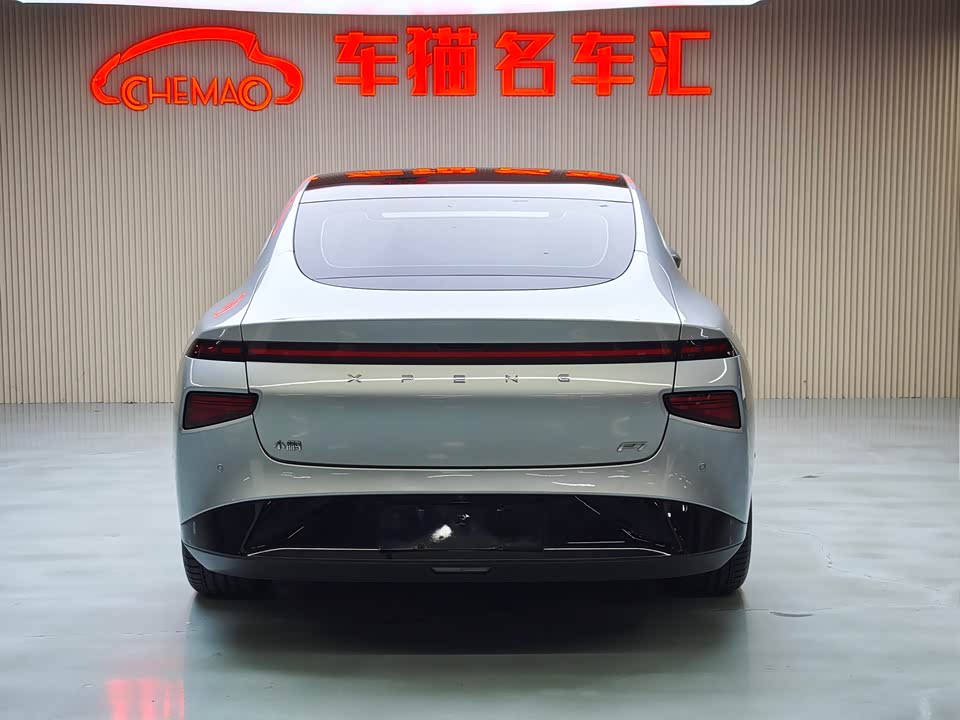 XPENG P7 XPENG P7
