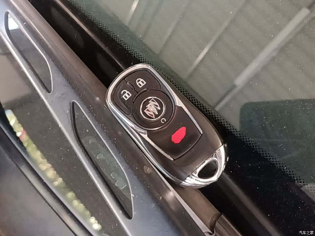 Buick GL8, 2022 9