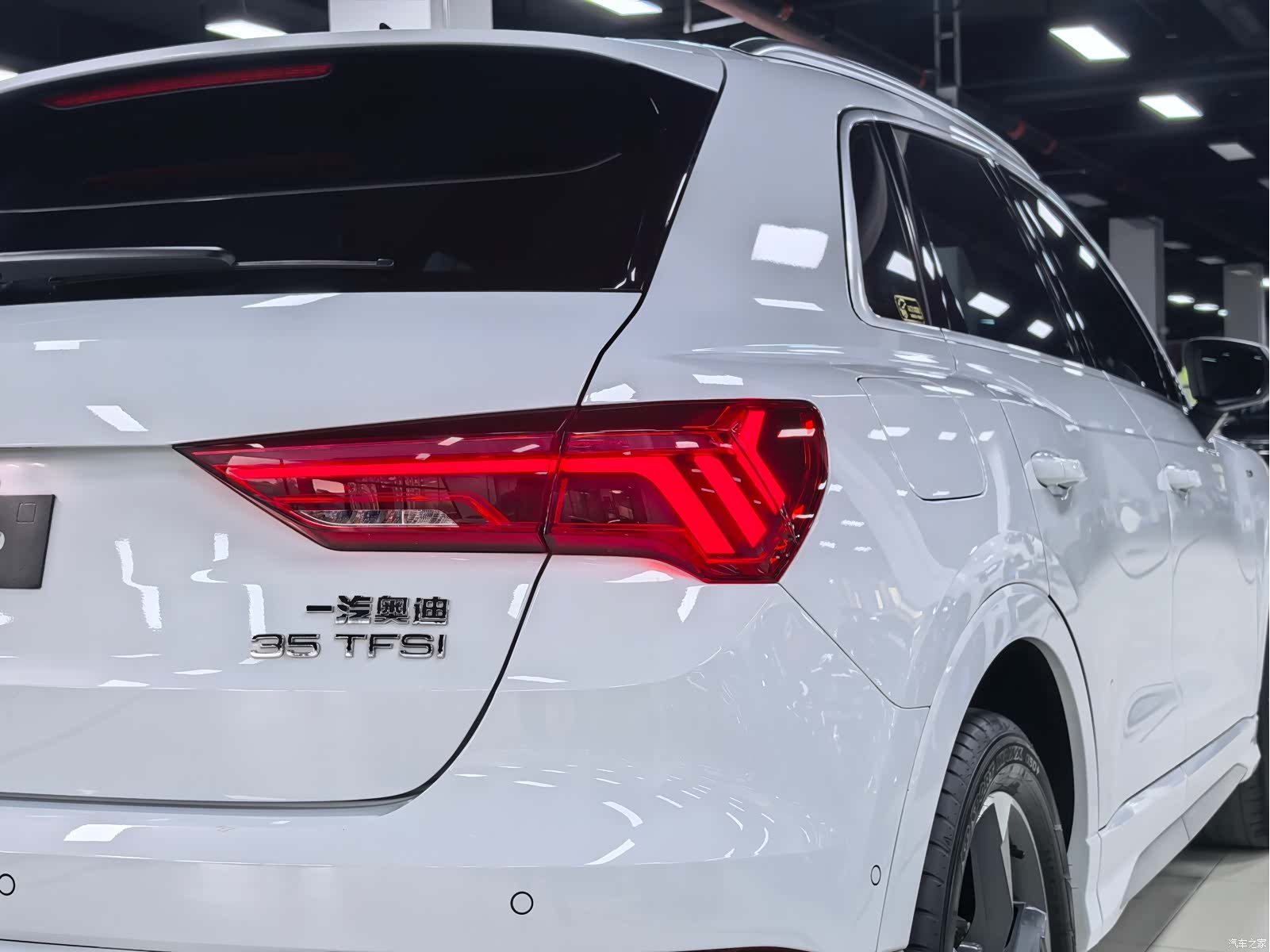 Audi Q3, 2022 все фото