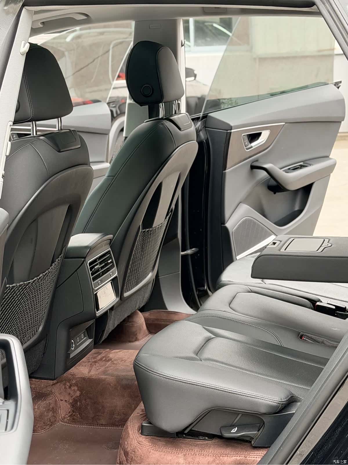 Audi Q8, 2023 6