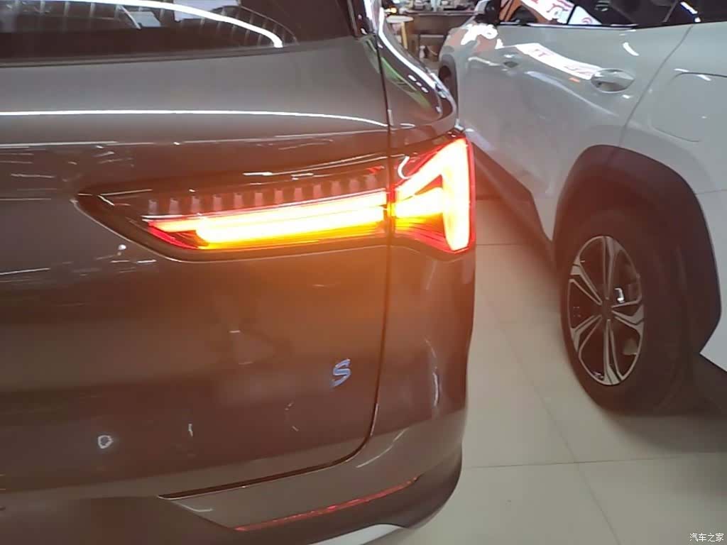 Wuling Starlight, 2026 8