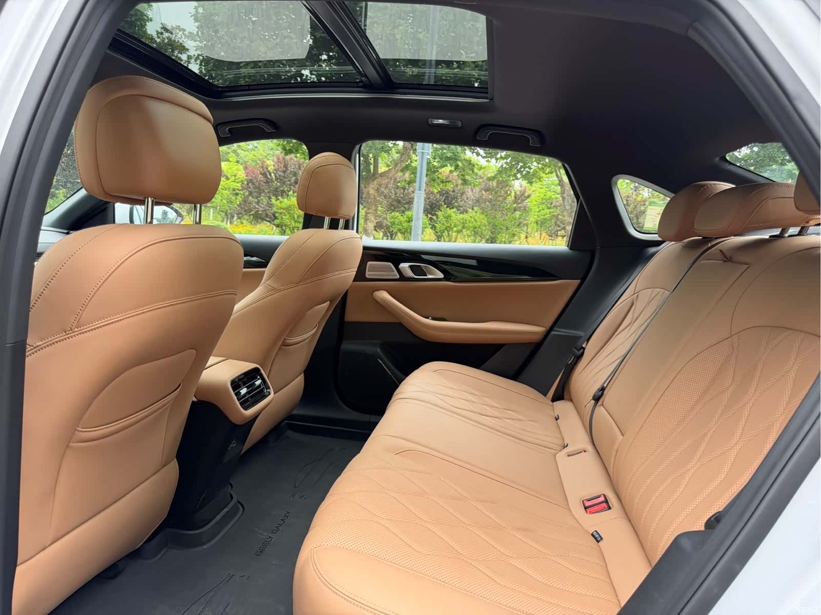 Geely A7, 2025 все фото